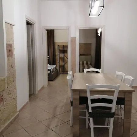 Apartment Mina's *